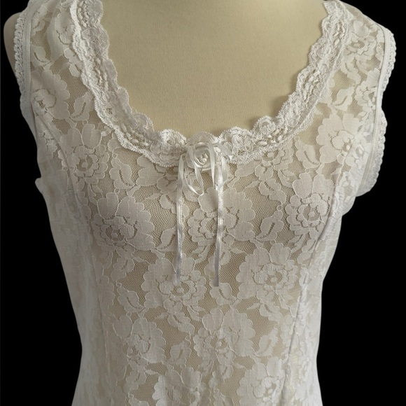 St Eve Intimates White Sheer Lace Sleeveless Mini Slip Nylon Chemise Size Large - Picture 10 of 12